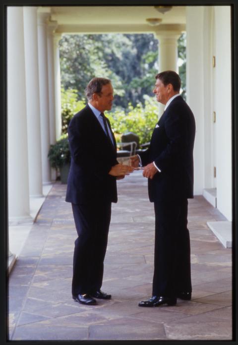 Sen. Rudman and President Reagan
